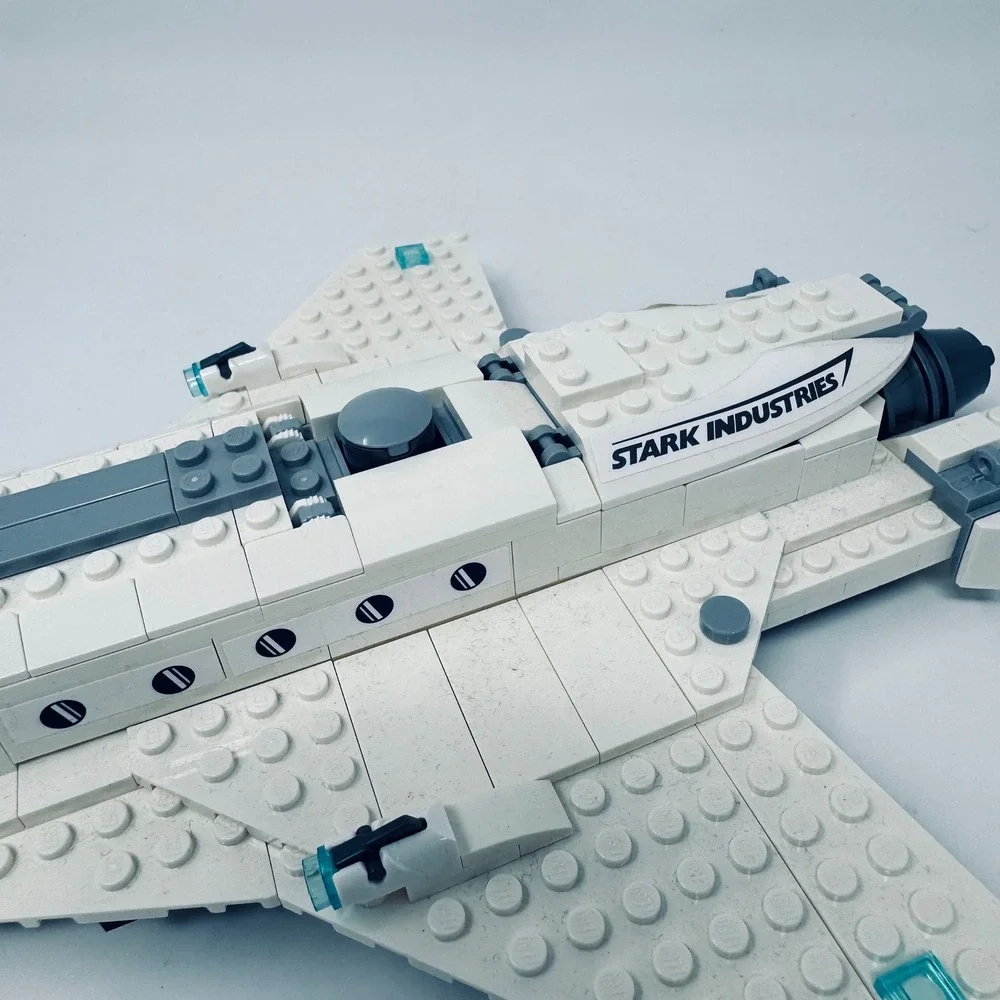 LEGO Marvel Stark Jet Aircraft Unisex White Stark Industries 76130 Incomplete